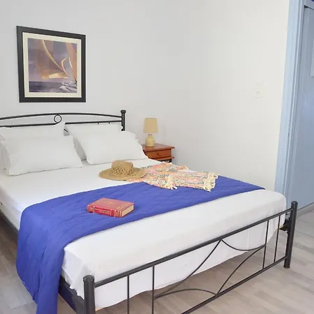 Vasealis & Seafis Sirma Hébergement de vacances