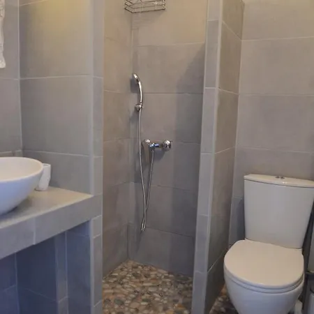 Vasealis & Seafis Sirma