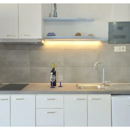 Vasealis & Seafis Sirma