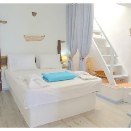 Vasealis & Seafis Sirma Klima (Milos)