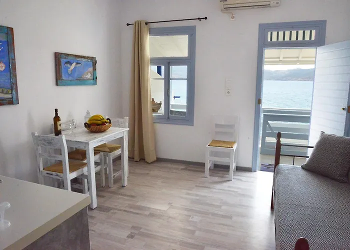 Vasealis & Seafis Sirma Casa de Férias Klima (Milos)