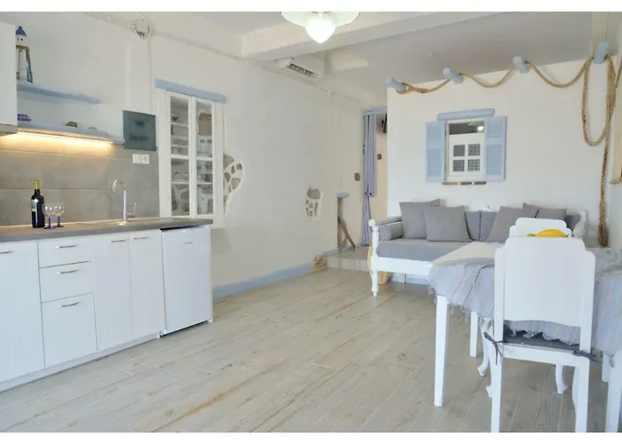 Vasealis & Seafis Sirma Casa de Férias